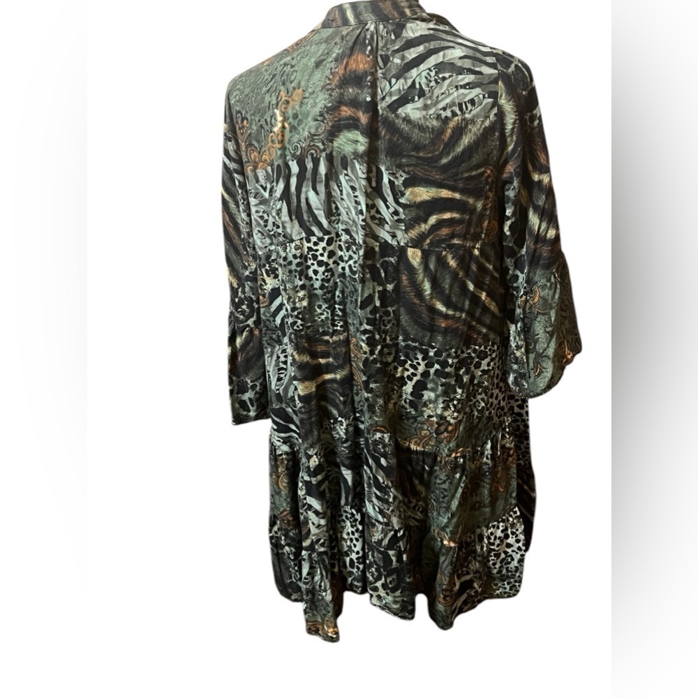 Gigi Made in Italy Animal Print Shirt/Dress PTP 23 Length 32 - Picture 4 of 5